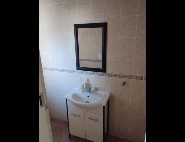 3 BEDROOM TOWNHOUSE FOR SALE IN KOSMOSDAL